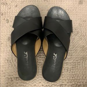 Splendid black leather sandals. Size 6.5.